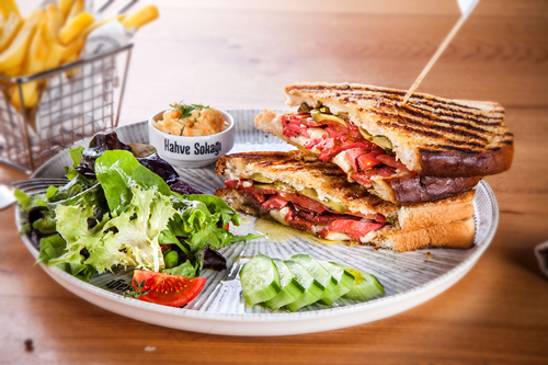 Ayvalık Tost