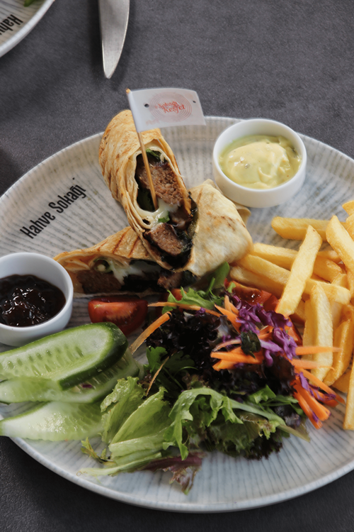 Köfteli Wrap