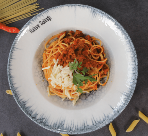 Spagetti Napolitene