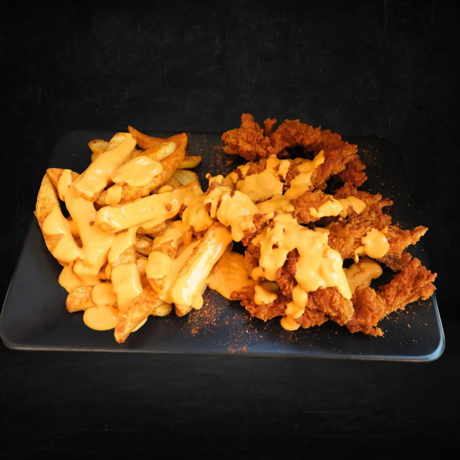 Cheddarlı Cajun Baharatlı Menü